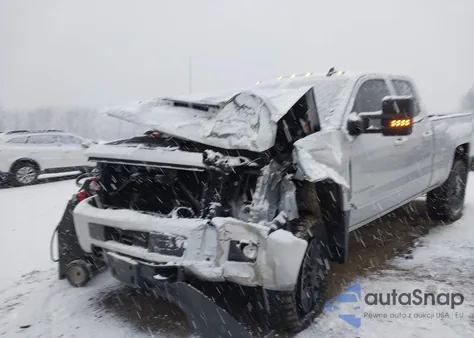 2015 Chevrolet Silverado 2500Hd Lt z USA, uszkodzony, nr VIN 1GC2KVEG0FZ555590